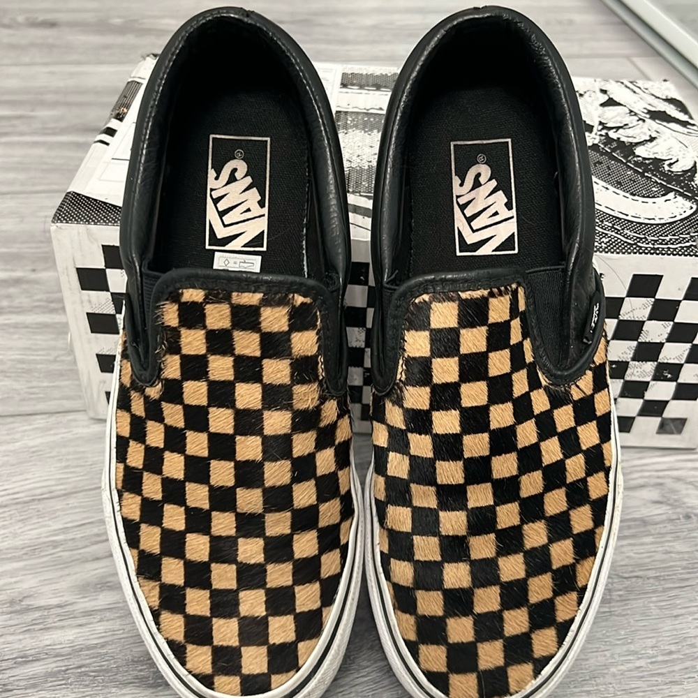 Vans Slip-On Calf Fur - Classic Checkerboard - tan & black men’s 6.5 / woman’s 8